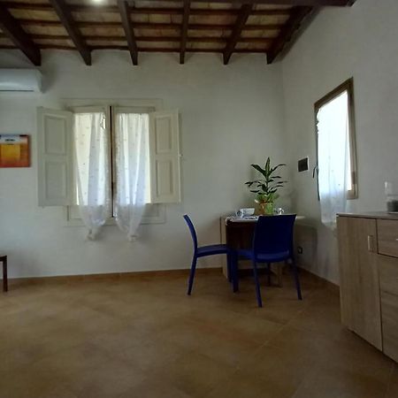Oltre: Monolocale Con Terrazzo Privato Al Piano Apartment Trapani Ngoại thất bức ảnh